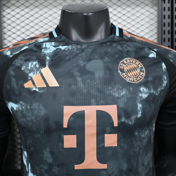 Bayern Munich Away 24/25 - Player Version - Image 10