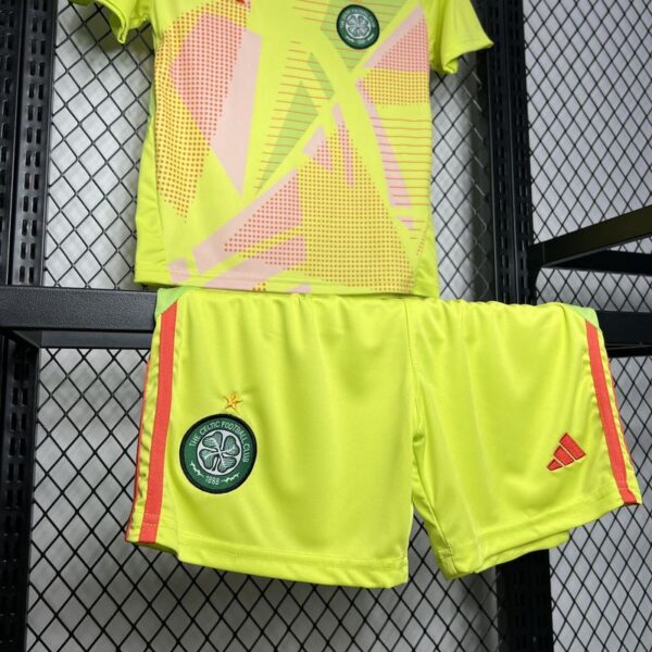 Celtic Goalkeeper 24/25 - Kids - Image 5