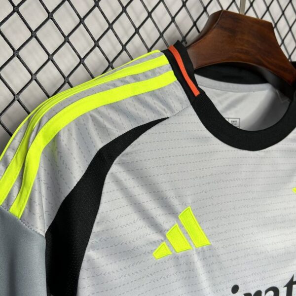 Benfica Third 24/25 - Image 4